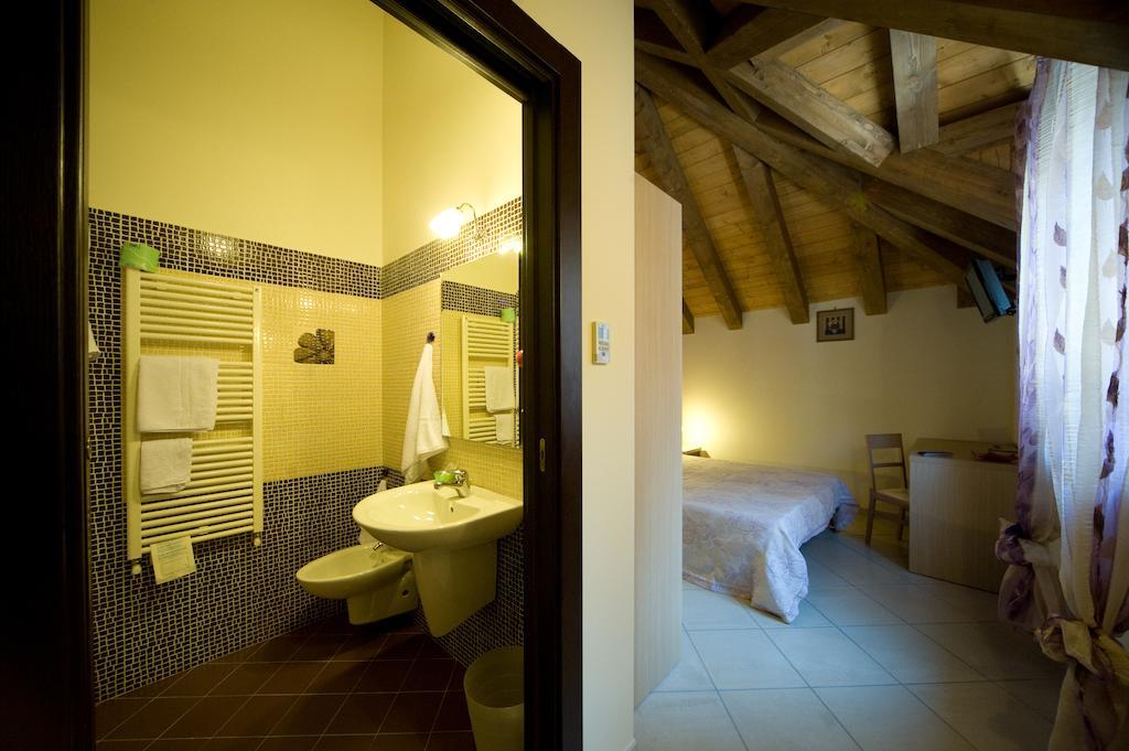 Hotel Quattro Ducati Trani Exterior foto