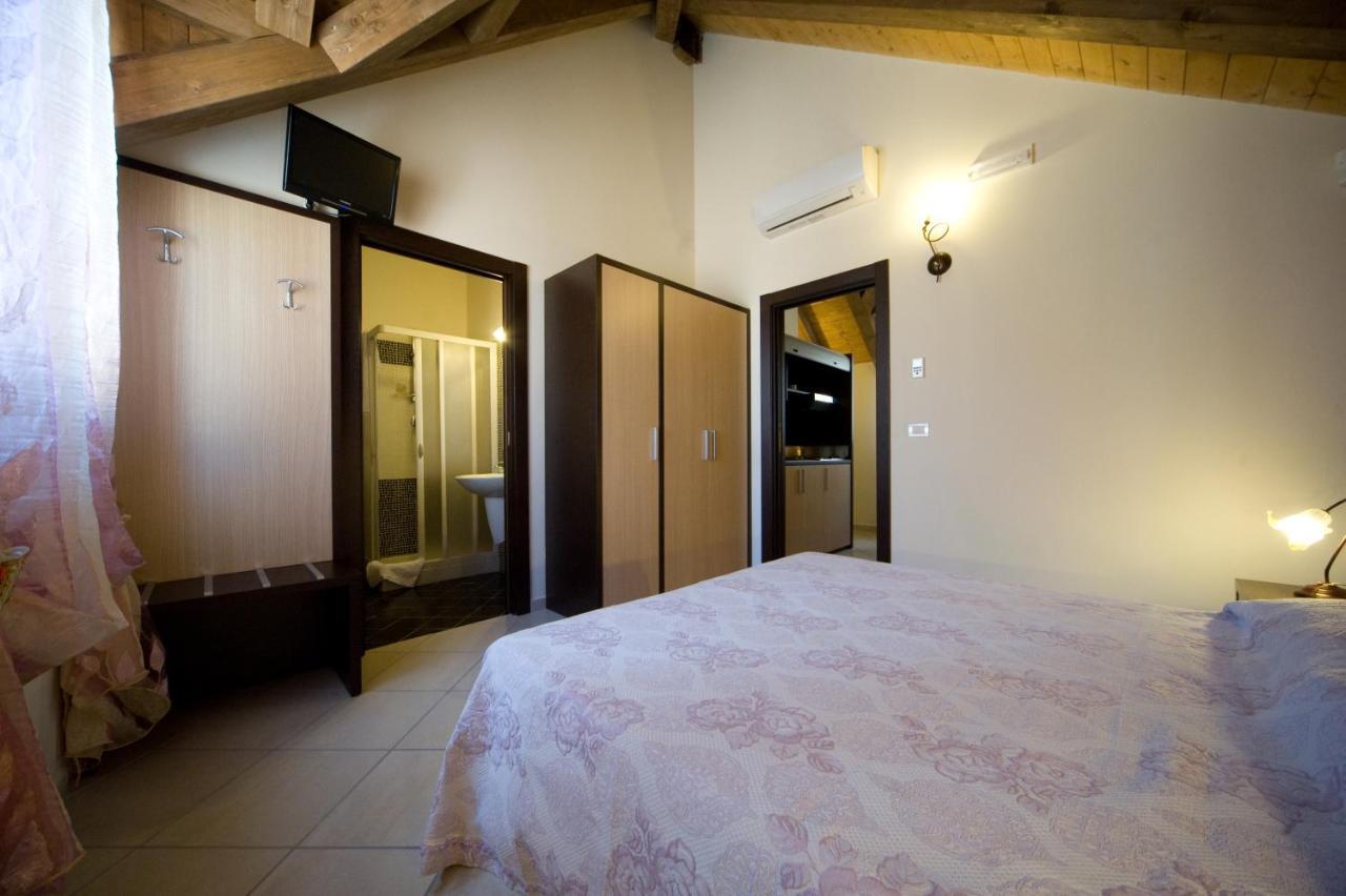 Hotel Quattro Ducati Trani Exterior foto